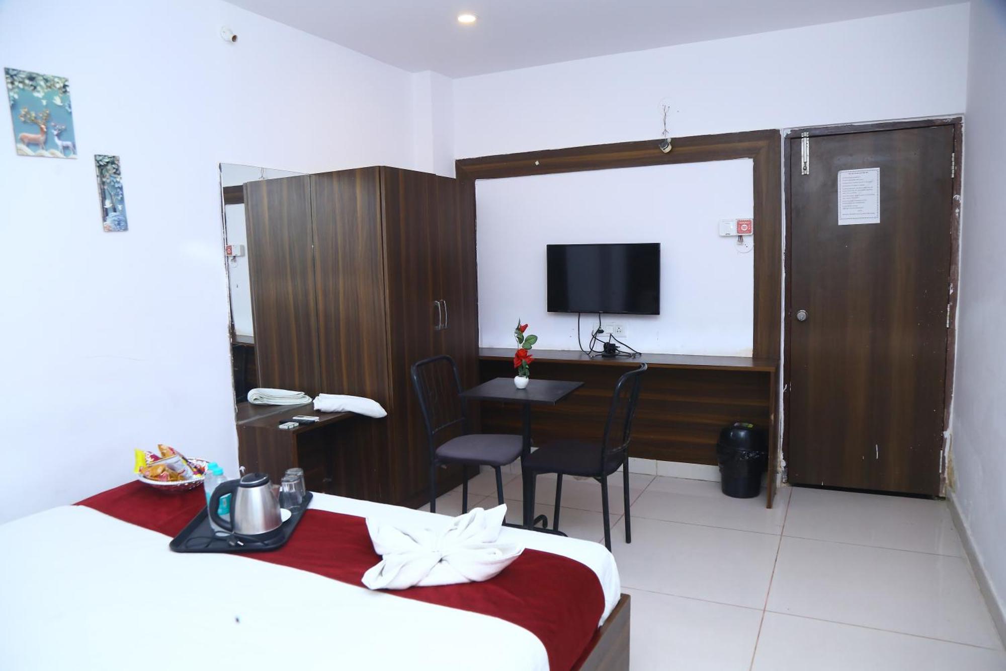 Hotel Mn Grand Shamshabad Airport Zone Hyderabad エクステリア 写真