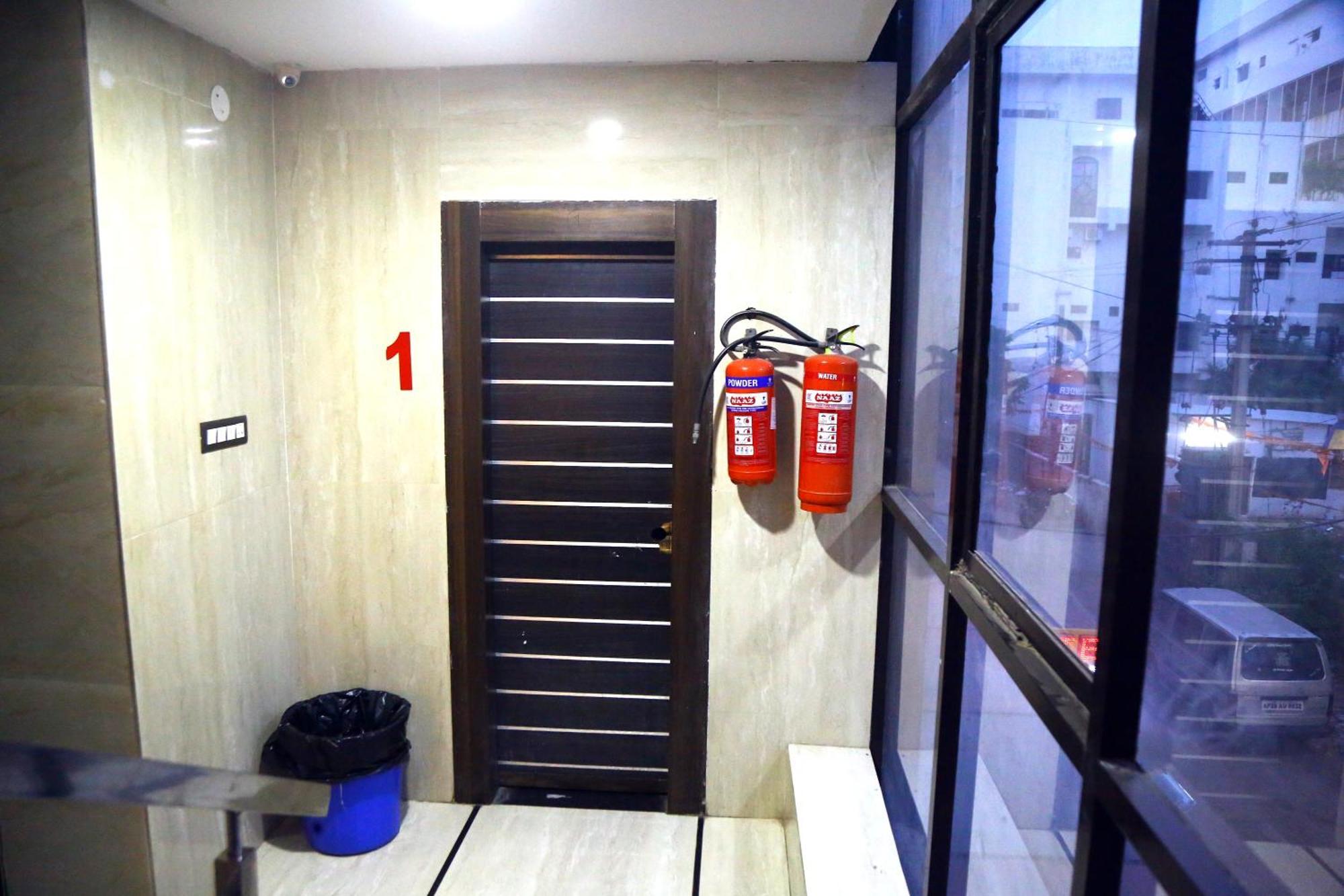 Hotel Mn Grand Shamshabad Airport Zone Hyderabad エクステリア 写真